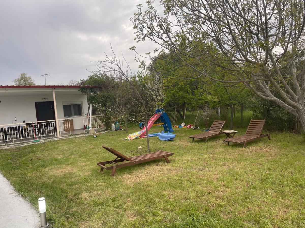 Ευχάριστο Εξοχικό Σπίτι Με Barbeque Apartment Skala Fourkas Bagian luar foto